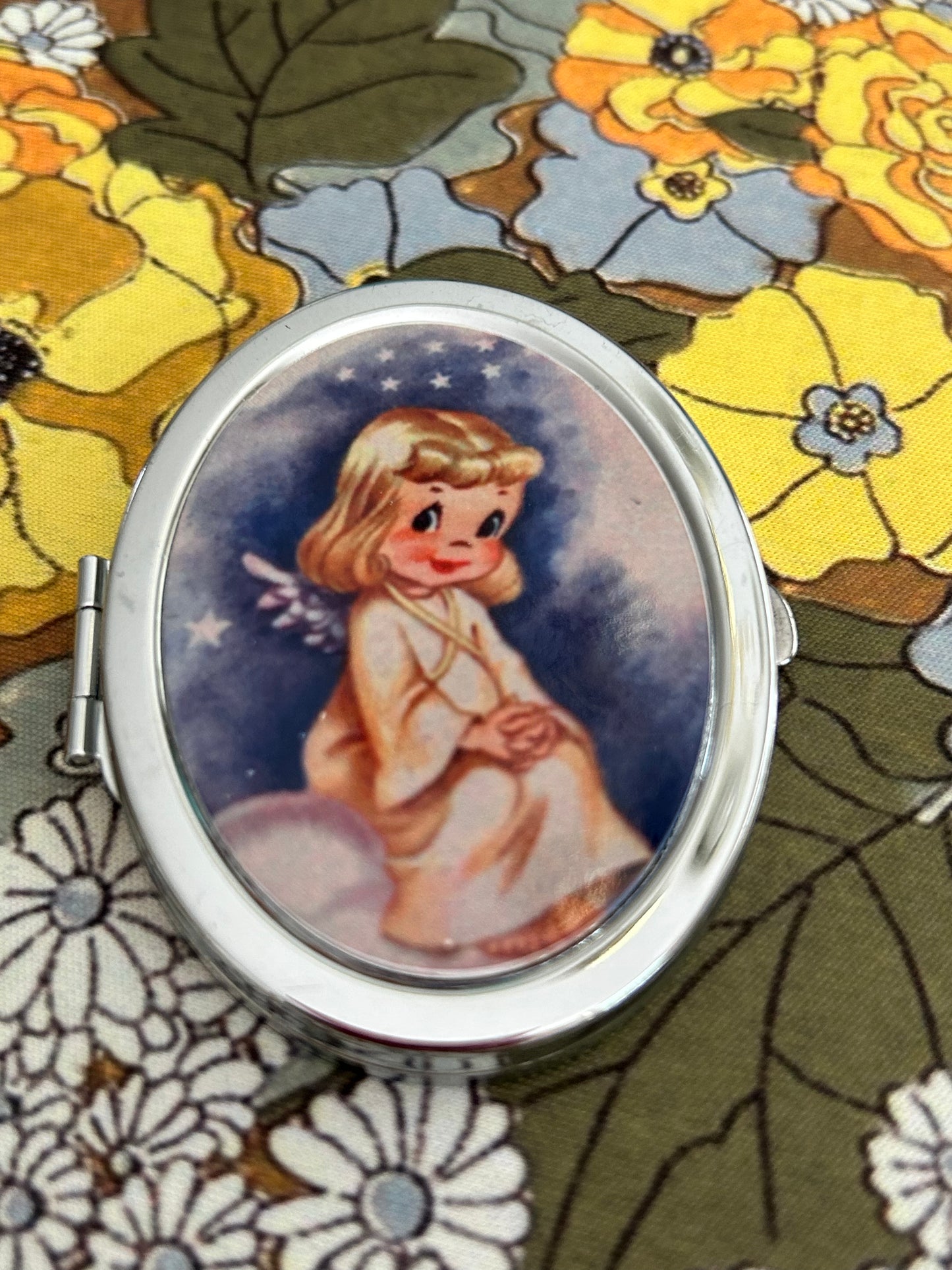 Cherub Cheri Compact Mirror